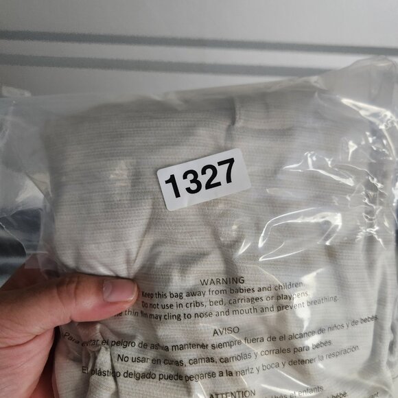 Mens Adidas size 2XL Beige Houndstooth Collarless Golf Polo Shirt - Picture 9 of 9